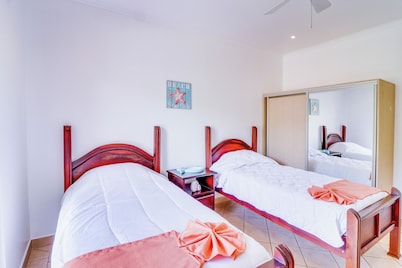 Bright 3BR Sunrise Resort 2nd-Floor | Balcony