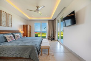Room - Tamarindo Ocean-View Condo, Shared Infinity Pool (Tamarindo)