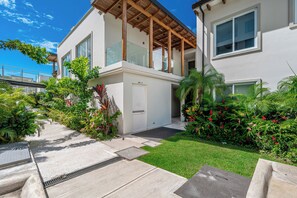Exterior - Tamarindo Ocean-View Condo, Shared Infinity Pool (Tamarindo)