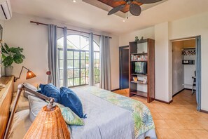 Room - Walk to Ocean! Flamingo Beach Condo w/ Pool Access (Flamingo Beach)