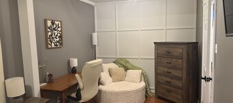 Grand Falls-Windsor Gem | King Bed + Movie Room