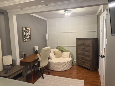 Grand Falls-Windsor Gem | King Bed + Movie Room