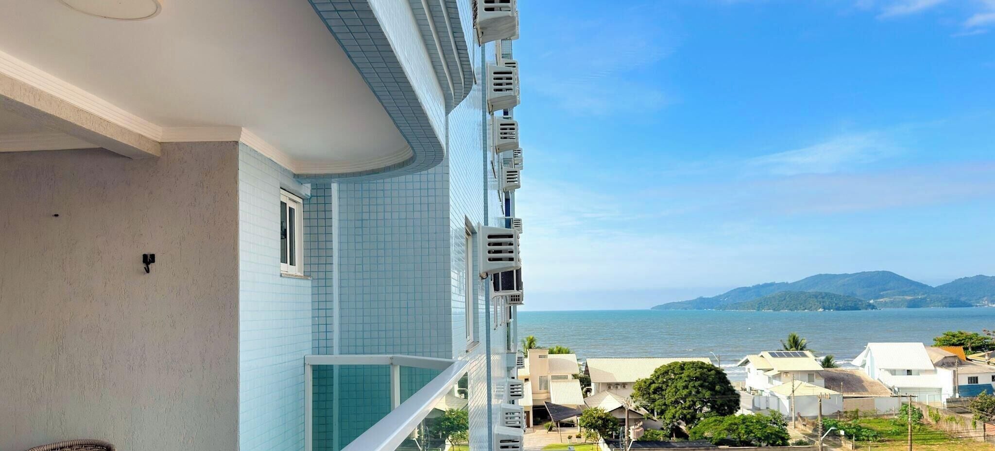 Tempat makan luar