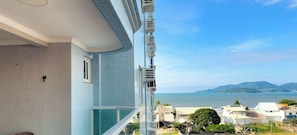 Tempat makan luar