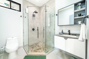 Bathroom - Brasilito Family Villa: Pool, Walk to Beach (Brasilito)