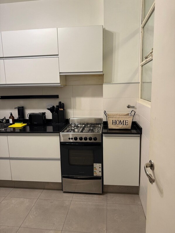 Private kitchen - Elegant & Spacious Apartment in Downtown BA (Buenos Aires)