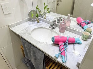 Bathroom - Modern Apartment with Top Amenities in BA (Buenos Aires)