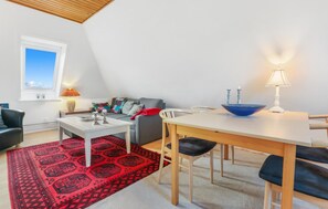 Living Room - 1 bedroom beautiful home in Thyborøn (Thyborøn)
