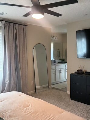 Unclassified image, 4 of 15, button - Luxury Arbor Oasis (Madera)