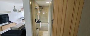 Unclassified image, 3 of 20, button - Vrbo Property (La Plata)