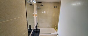 Unclassified image, 4 of 20, button - Vrbo Property (La Plata)