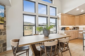 Dining - Deer Valley East Retreat | Shuttle to Skiing | Pool & Hot Tub (Heber City)
