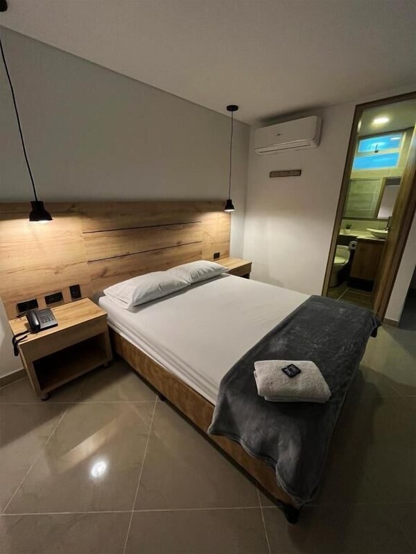 California City Hotel - Medellín