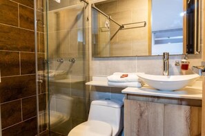 Phòng đôi Tiêu chuẩn, máy điều hòa | Phòng tắm