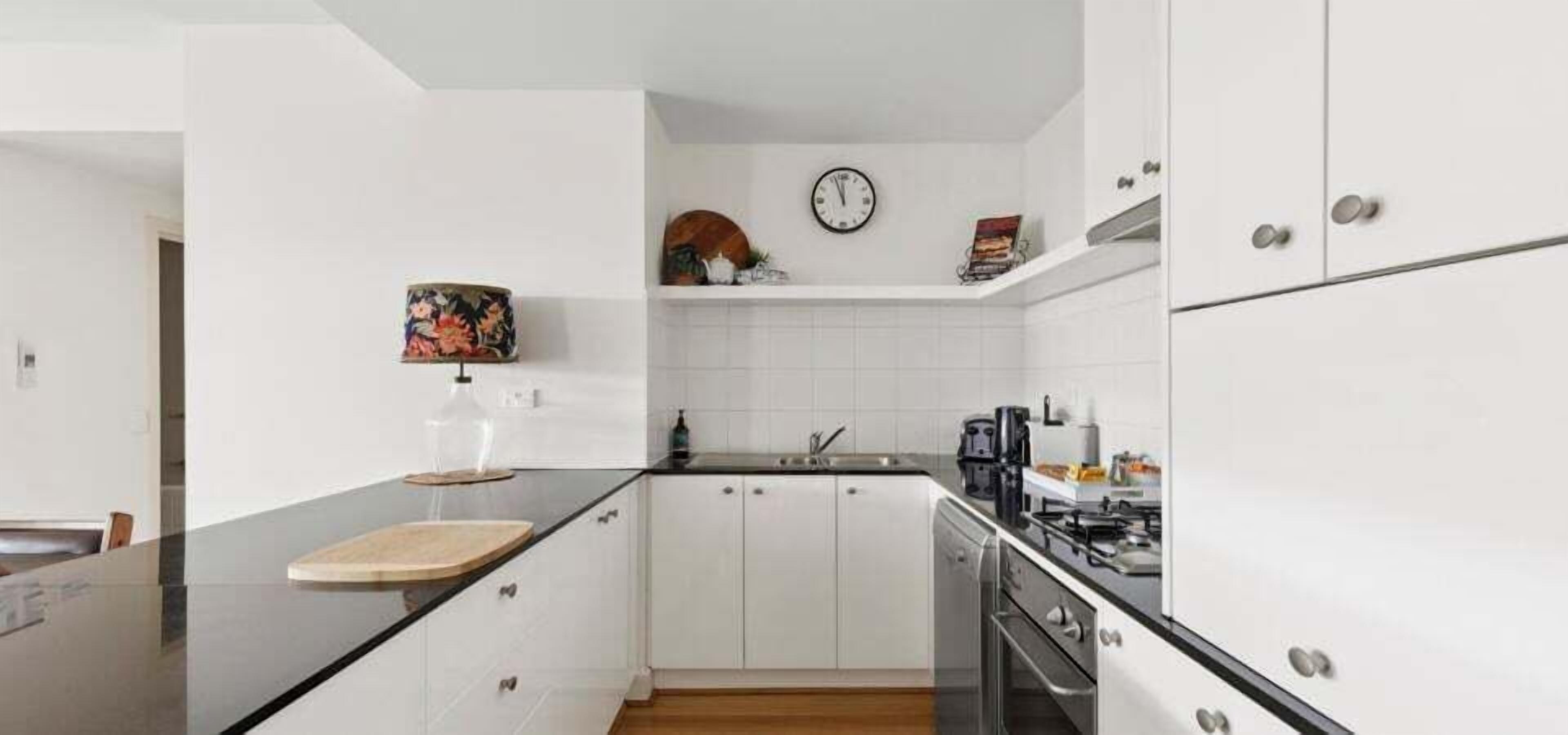 Coffee/tea maker, fridge, microwave, dishwasher