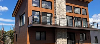 Sous-Bois Condo au Valinouet