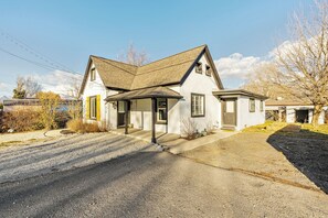 Exterior - Family-Friendly Provo Home w/ Parking (Provo)