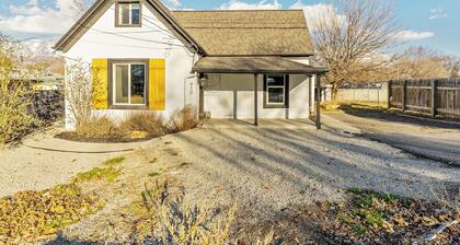 Family-Friendly Provo Home w/ Parking