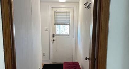 3 Bedroom Apt in a House—walk out basement apt—separate entrabce
