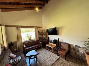 Living area - Vrbo Property (Cuzco)