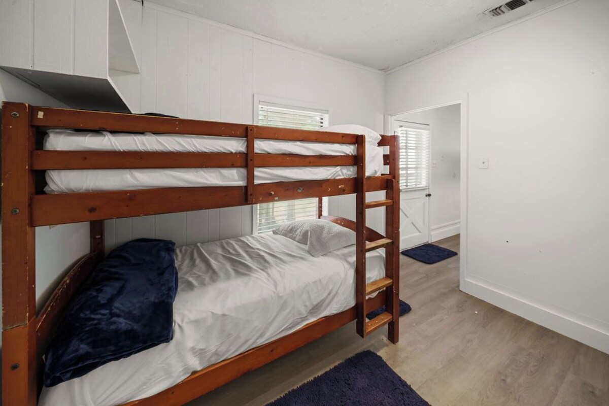 Comfort Single Room