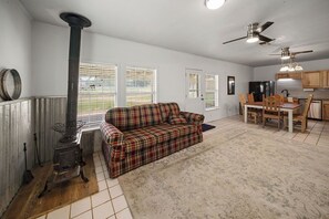 Living area - The Bunkhouse at The Flyin H Ranch (Tyler)