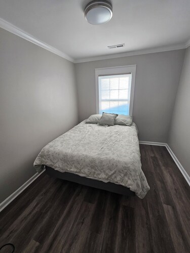 Beautiful house just renovated   , with nice atmosphere very quiet and relaxing