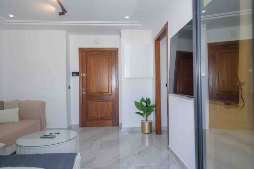 Lovely 2br Close to Marsa, Lac, Downtown, Airport