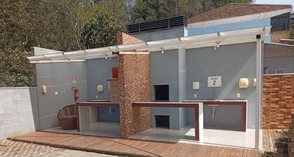 Cozy apartment with complete security in the Serra Gaúcha region, within the UniverUCS campus.