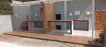 Cozy apartment with complete security in the Serra Gaúcha region, within the UniverUCS campus.