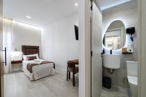 Comfort Single Room, City View - Rosales Suites (Madrid)