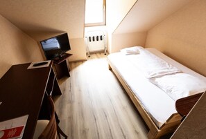 Unclassified image, 4 of 29, button - Hotel-restaurant Zum Schwalbennest (Alsfeld)