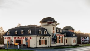 Bahagian luar