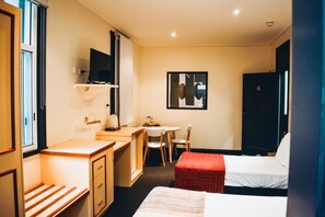 Unclassified image, 2 of 89, button - The Sherwood Hotel (Lismore)