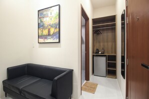 Superior Double Room, Patio | Living area - DE LUSTORA II (CAU ONG LANH WARD)