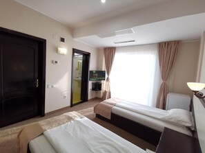 View from property - Hotel New Derby (Constanta)