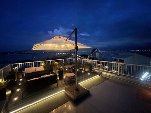 HITOYOI SENRI Rooftop BBQ Ocean View