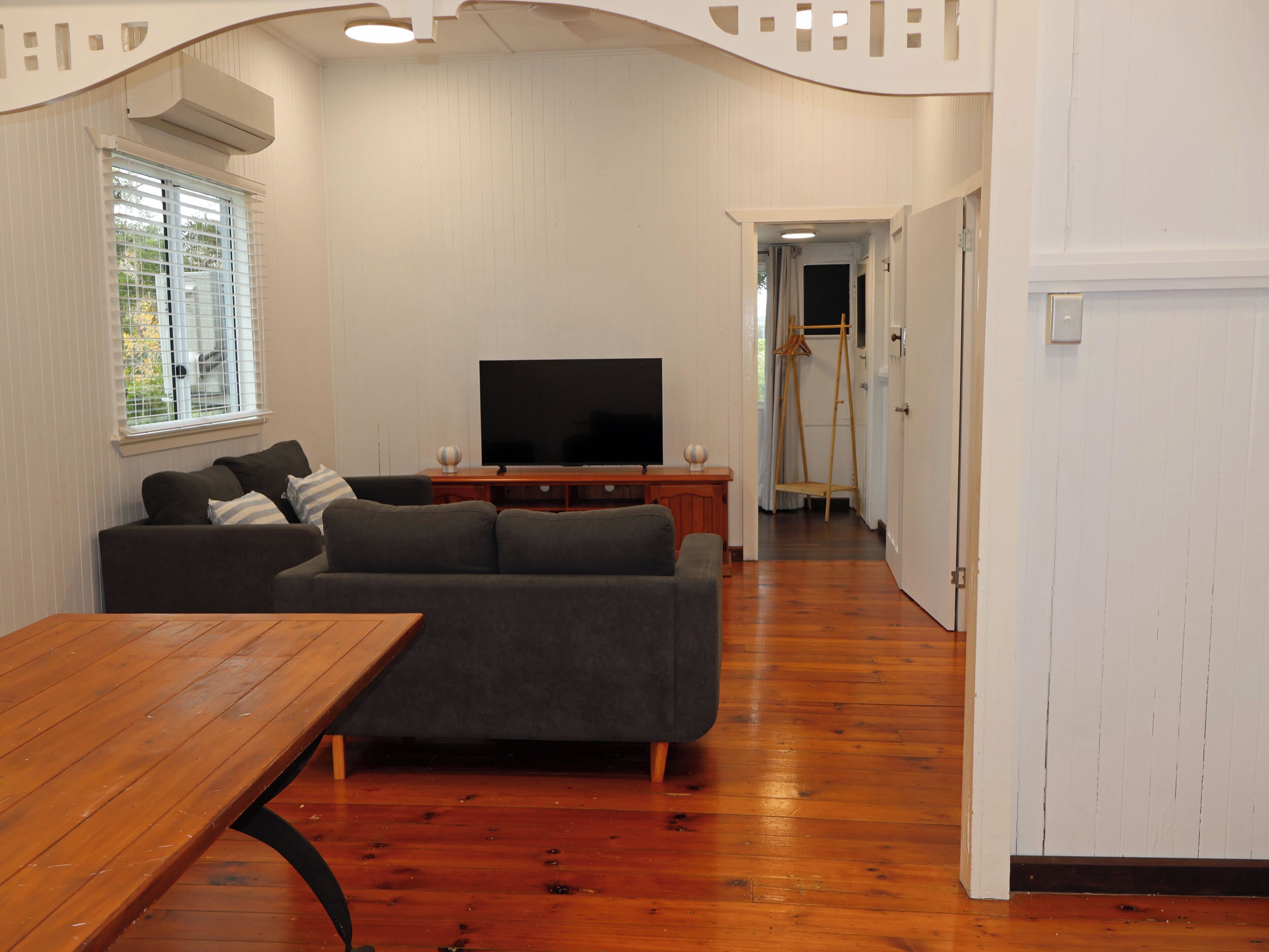 Family House, 4 Bedrooms | Living area