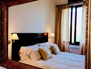 Unclassified image, 2 of 51, button - Hotel Livio (Brescia)