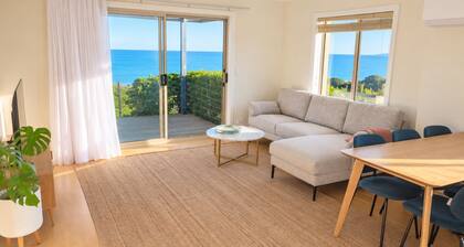 Absolute Beachfront on Boomer Beach, Port Elliot