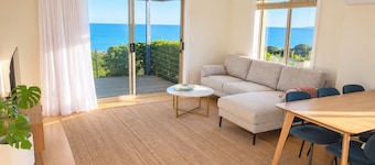 Absolute Beachfront on Boomer Beach, Port Elliot