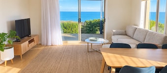 Absolute Beachfront on Boomer Beach, Port Elliot