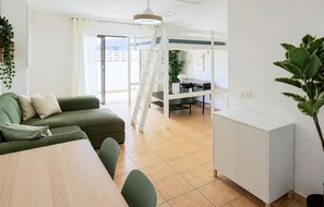 Living Room - Lovely apartment in Santa Cruz de Tenerife with WiFi (Santa Cruz de Tenerife)