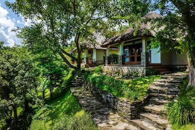 bahundu Safari Lodge