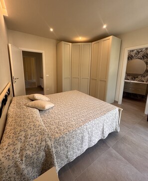 Room - Vrbo Property (Camaiore)