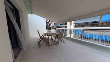 Family Apartment, Balcony, City View | Outdoor dining