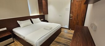 Chippy Residency Hotel Thoraippakkam
