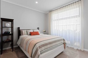 Room - Snapper Haven Rhyll (Rhyll)