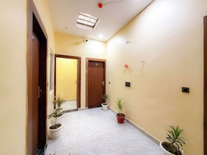 Bahagian dalam
