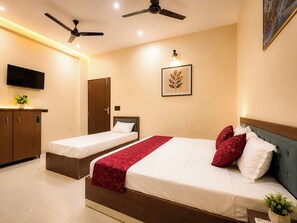 Standard Room - Hotel Avyan Palace (Vrindavan)